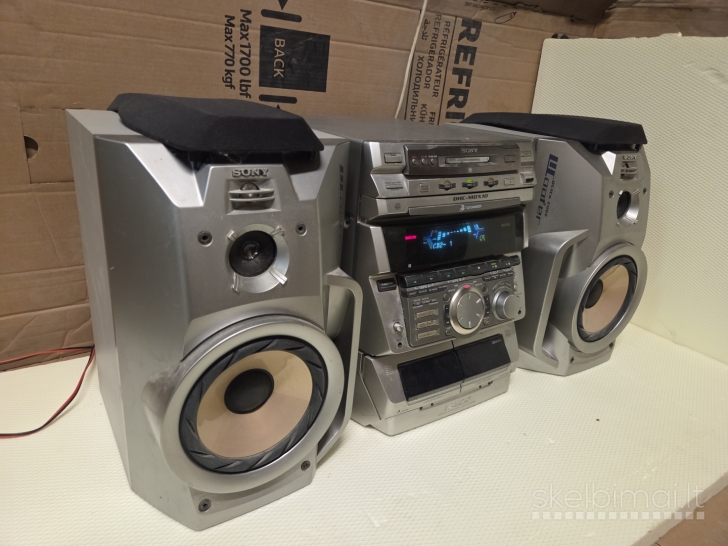 Galingas muzikinis centras Sony 