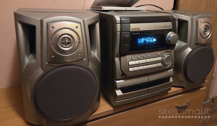 Muzikinis centras AIWA ir kolonėlės 