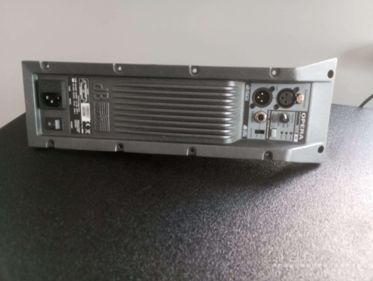 D klasės DB Technology 605D profesionalus galingas 600W stiprintuvas,