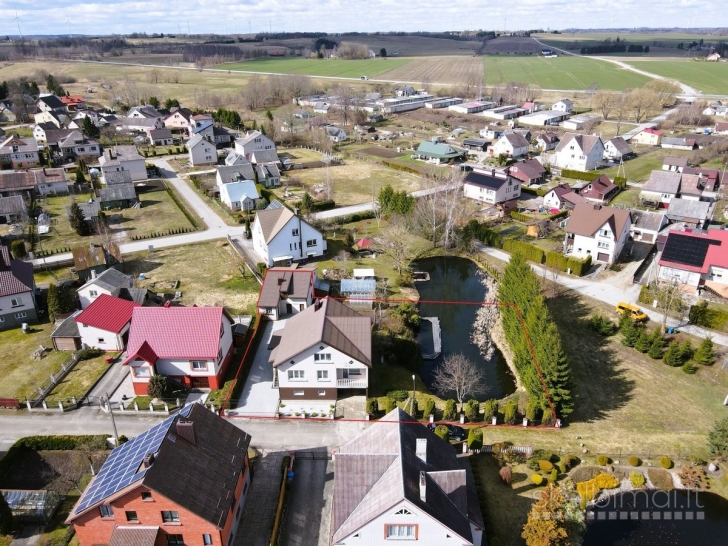 Parduodamas labai gražioje ir ramioje vietoje gyvenamasis namas