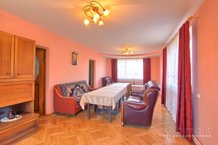 Parduodamas labai gražioje ir ramioje vietoje gyvenamasis namas