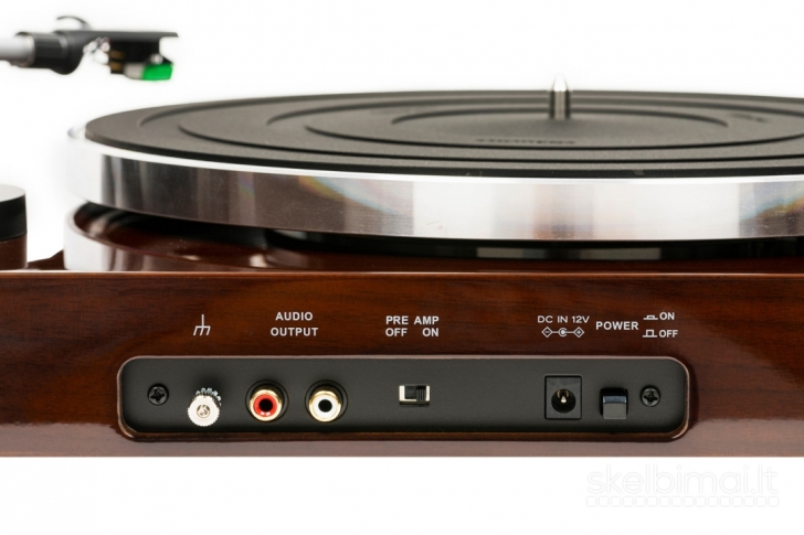 Thorens TD 204 - aukštos kokybės analoginis patefonas
