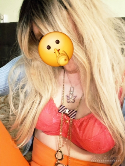 Trans mergaitė