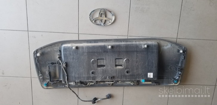 Land Cruiser 150 bagazines plastmase