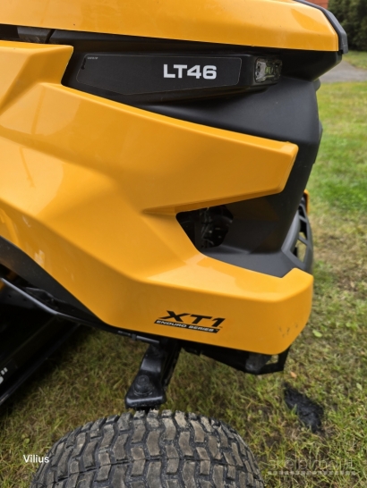 Parduodamas sodo traktoriukas Cub Cadet