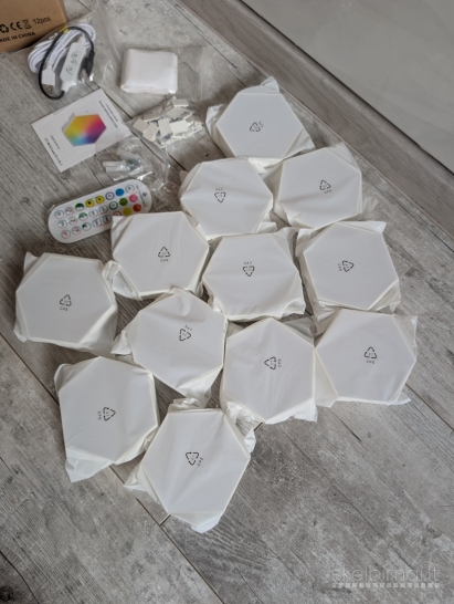 Naujas LED RGB Šešiakampis apšvietimas žaidimų kambariui Gaming hexagon