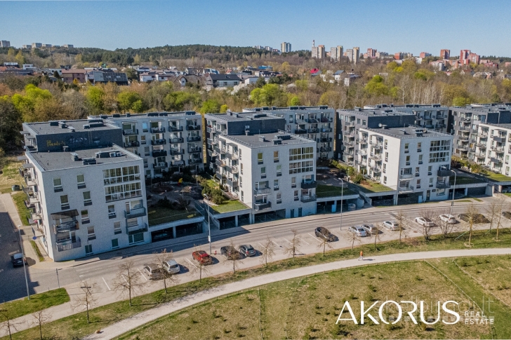 Akorus.lt – tvarkingas, šviesus butas su privačia terasa