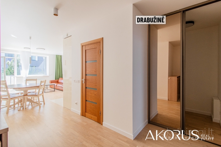 Akorus.lt – tvarkingas, šviesus butas su privačia terasa