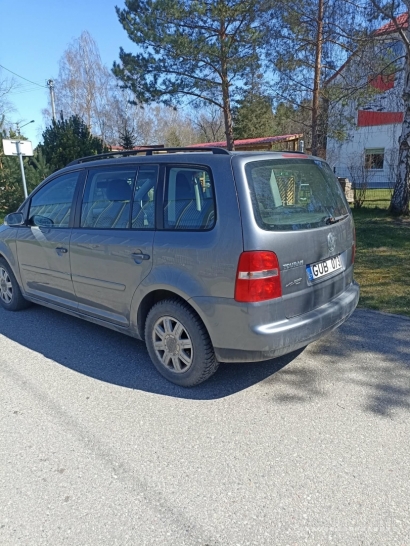 VW TOURAN PARDUODU