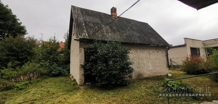 Parduodama namo dalis Žemaitės g. 13 Panevėžyje
