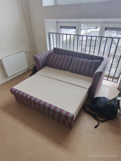 Miegamoji sofa, išskleidžiama