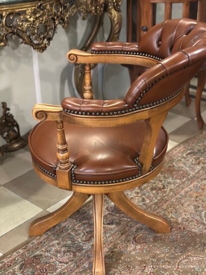 Chesterfield darbo kambario kėdė