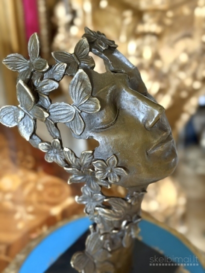 Bronzinė skulptūra