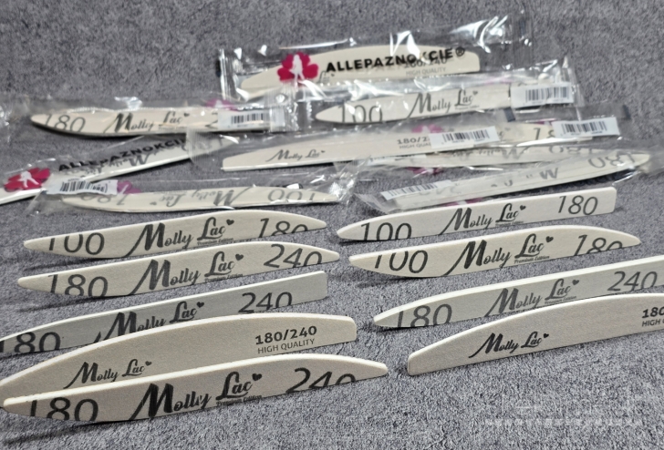 Supakuotos nagų dildės Molly 100/180 ir 180/240