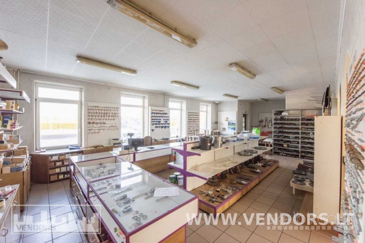 NUOMOJAMOS ĮVAIRIOS PATALPOS SU TERITORIJA ŠAKIŲ MIESTE, SODŲ G. 5.