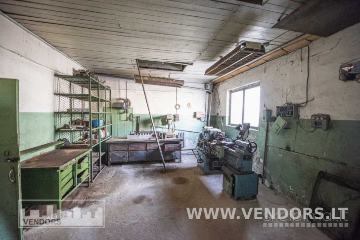 NUOMOJAMOS ĮVAIRIOS PATALPOS SU TERITORIJA ŠAKIŲ MIESTE, SODŲ G. 5.