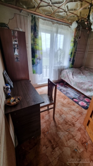 Parduodamas 2 aukštų namas Raseiniuose arba keičiamas į 2 kamb.butą Klaipėdoje