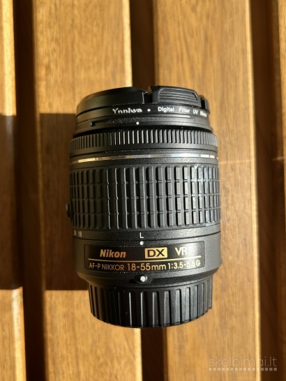 Veidrodinis Nikon 5600 fotoaparatas