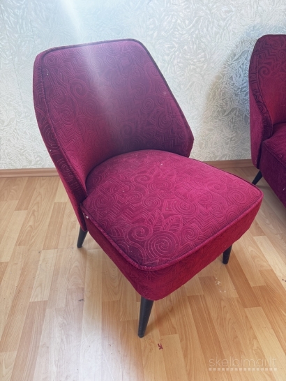 Rekonstruotas išskirtinis Retro baldų komplektas