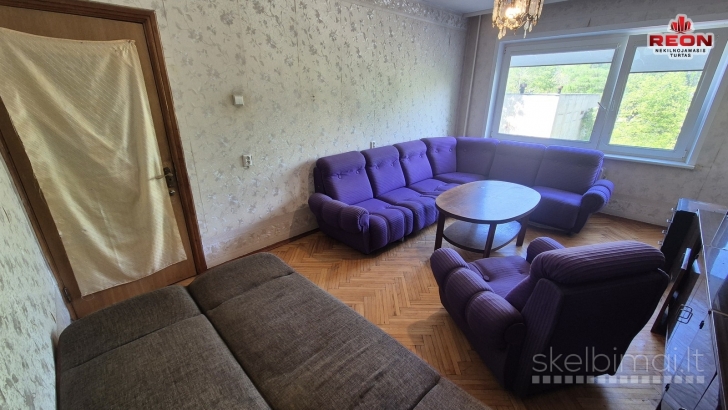 TVARKINGAS 1 KAMBARYS JUSTINIŠKĖSE SU BALKONU (3 KAMBARIŲ BUTE)!