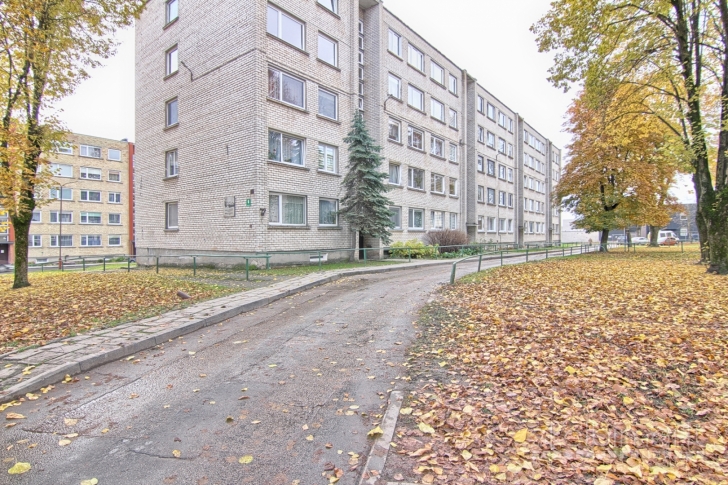 Parduodamas ramioje vietoje 2-jų kambarių butas