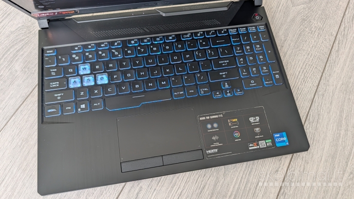 Asus TUF Gaming F15 / i7 11800H / 16GB / 512GB / RTX 3050 Ti / 144Hz / RGB