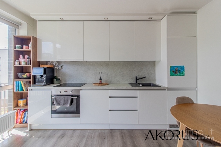 Akorus.lt – TVARKINGAS IR ŠVIESUS BUTAS PATOGIOJE VIETOJE