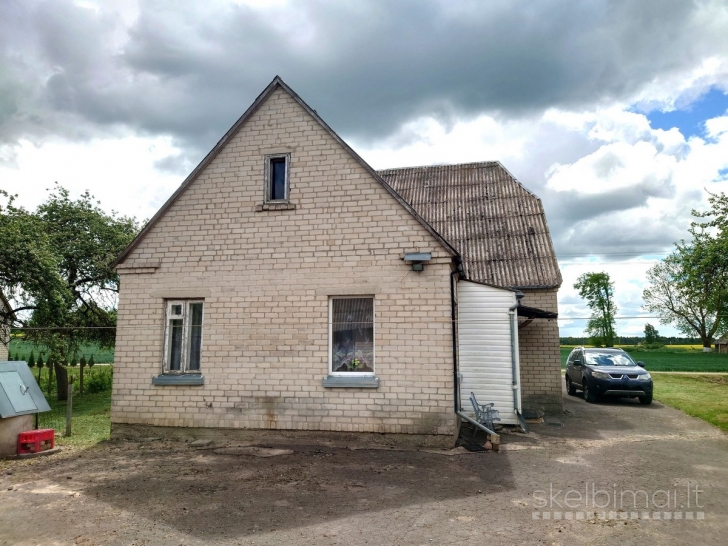 Parduodamas pigiai mūrinis namas Šiaulių rajone