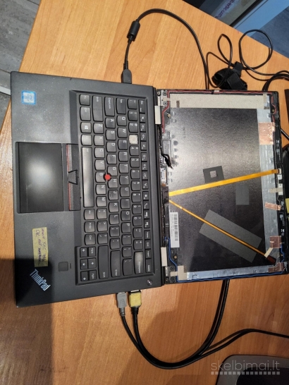 Lenovo Thinkpad X1 Carbon 4th., defektai