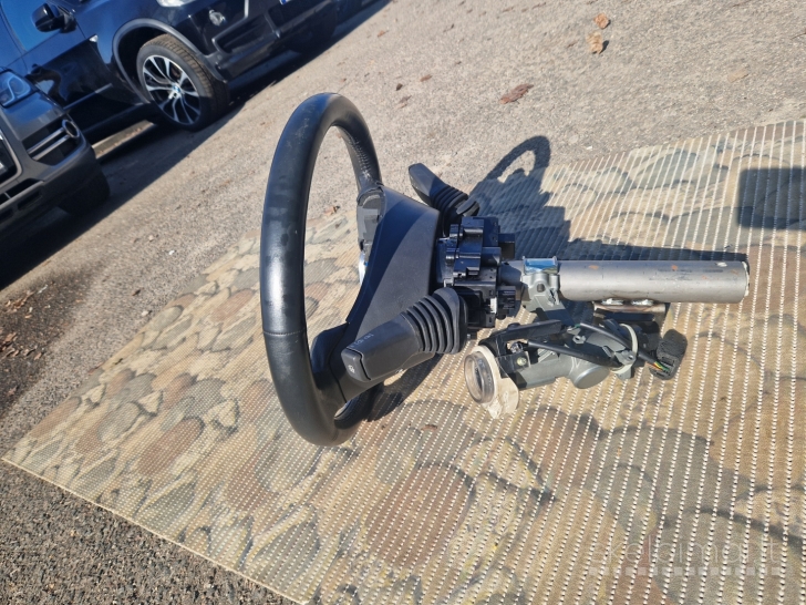 Opel Antara 2009-07 vairas su svirtelėmis ir užvedimo spynele