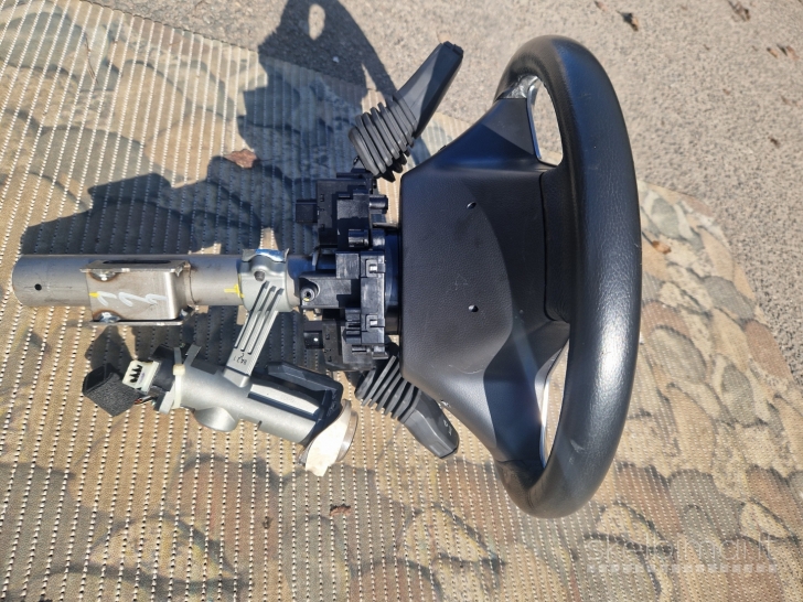 Opel Antara 2009-07 vairas su svirtelėmis ir užvedimo spynele