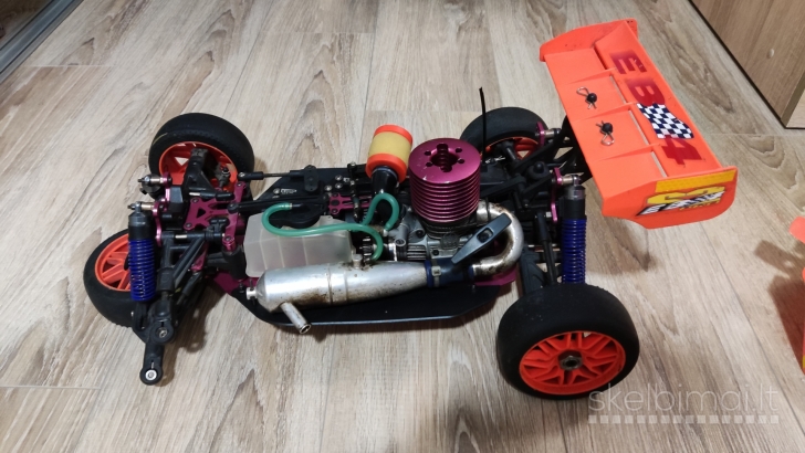 Parduodu RC automolibį Thunder Tiger S2 EB4