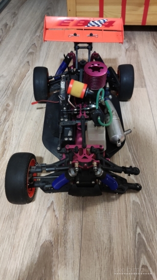 Parduodu RC automolibį Thunder Tiger S2 EB4