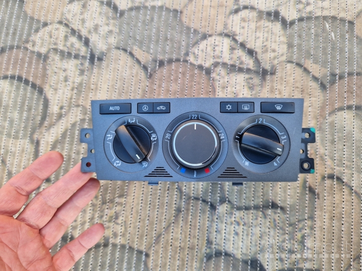Opel Antara 2009-07 klimato kontrolės valdymo panelė