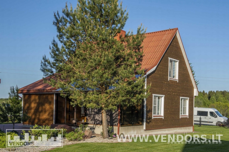 PARDUODAMA SODYBA RIETAVO SAV, ŽADVAINIŲ K, JŪROS G.