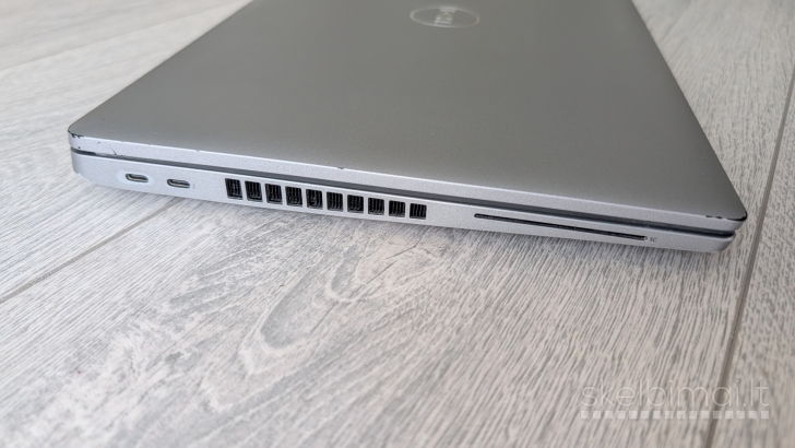 Dell Latitude 5520 / i5 1135G7 / 16GB / 256GB / 1.59 KG