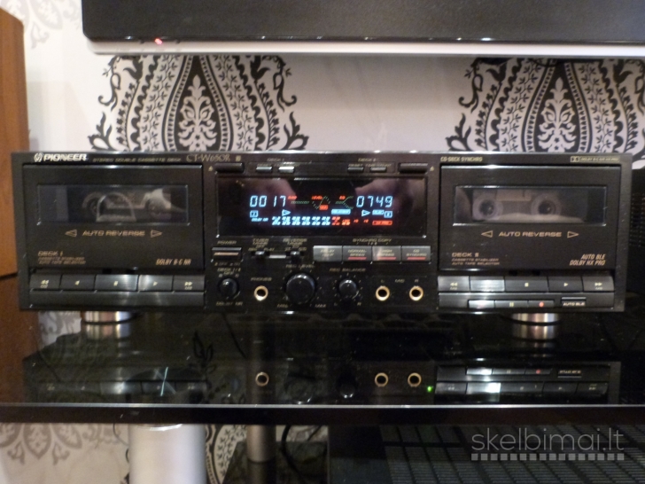 PIONEER CT-W650R Stereo Double Cassette Deck.1991m.Made in Japan.Puikiai veikia.