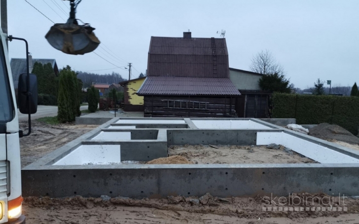 Pamatų įrengimo ir statybos darbai
