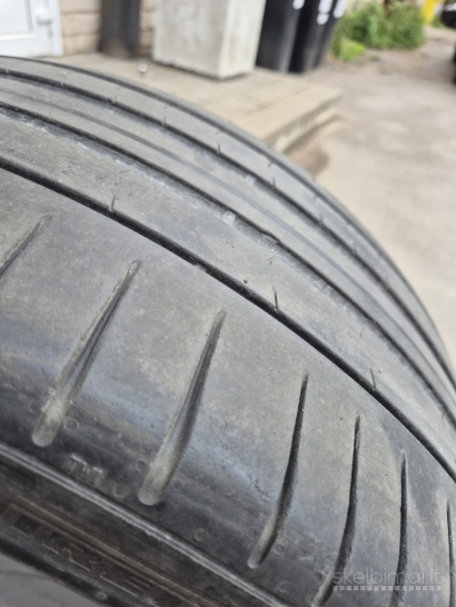 Padanga pirelli r20 255/35