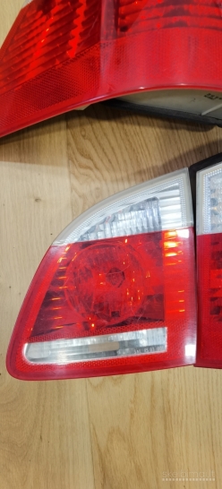 Originalūs Bmw E61 galinių žibintų komplektas - ne Led, Panevėžys