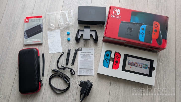 Nintendo Switch V2 32GB + 5 žaidimai