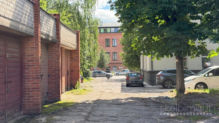 Patogioje vietoje garažas Juozapavičiaus pr. 42A