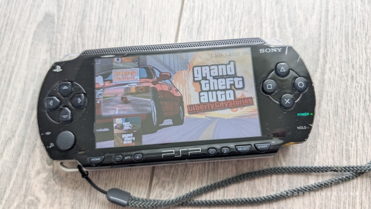 Atrištas PSP Fat 1003 64gb + 60 žaidimu