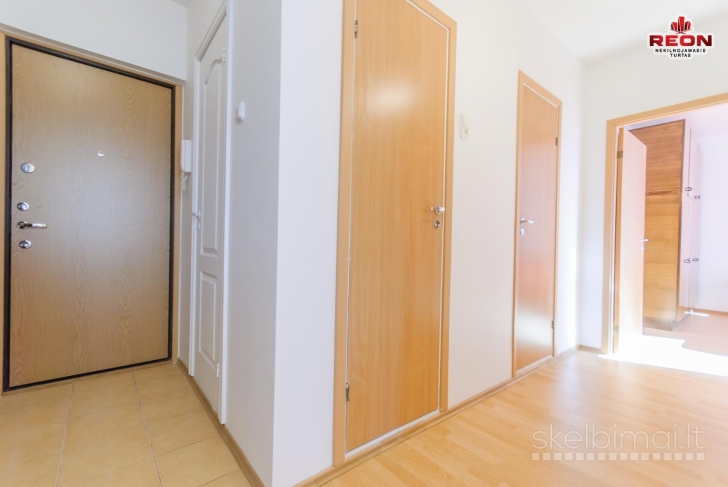 NUOMOJAMAS SUREMONTUOTAS 2 IZOLIUOTŲ KAMBARIŲ BUTAS FABIJONIŠKĖSE!