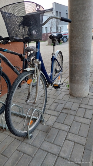 Parduodu naudotą moterišką dviratį