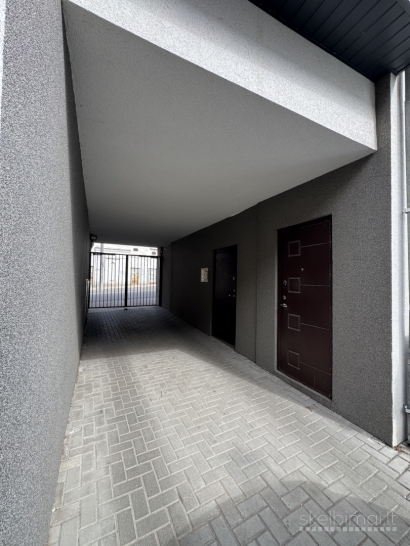 2 kambarių butas su garažu miesto centre