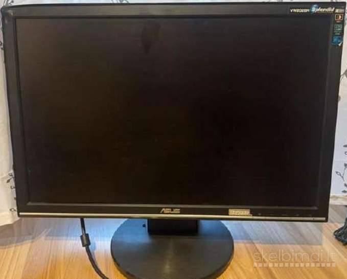 Intel komp komplektas. yra ir dovanu