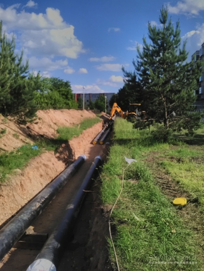 Reikalingi pagalbiniai darbininkai prie šiluminių trasų.