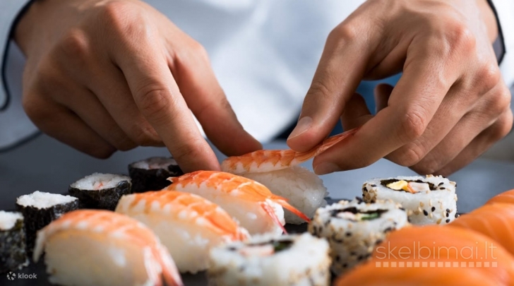 SUSHI GAMYBOS MENO APMOKYMAI / PROFESSIONAL SUSHI MAKING TRAINING