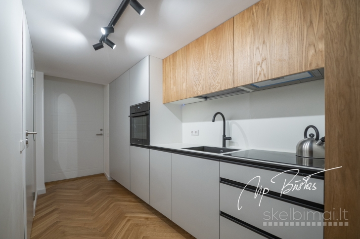 PILNAI ĮRENGTAS LOFTAS KAUNO CENTRE, KĘSTUČIO G. 27